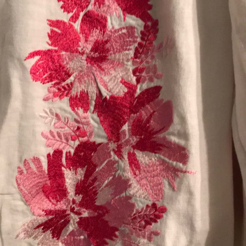 INC white linen jacket w/flowr embroidry in pink. - Picture 3 of 4